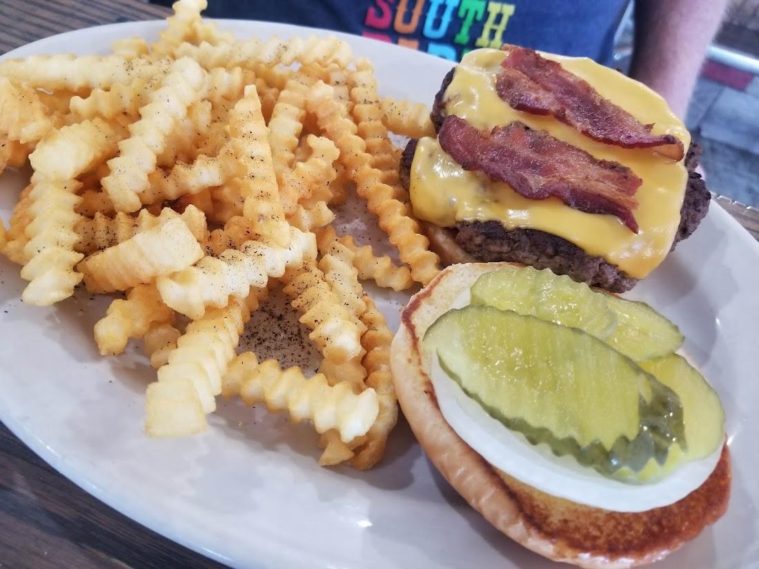 Al's Pub & Pizza